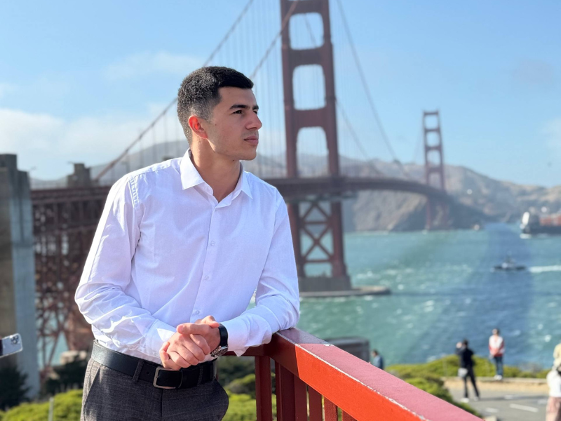 David at the Golden Gate bridge